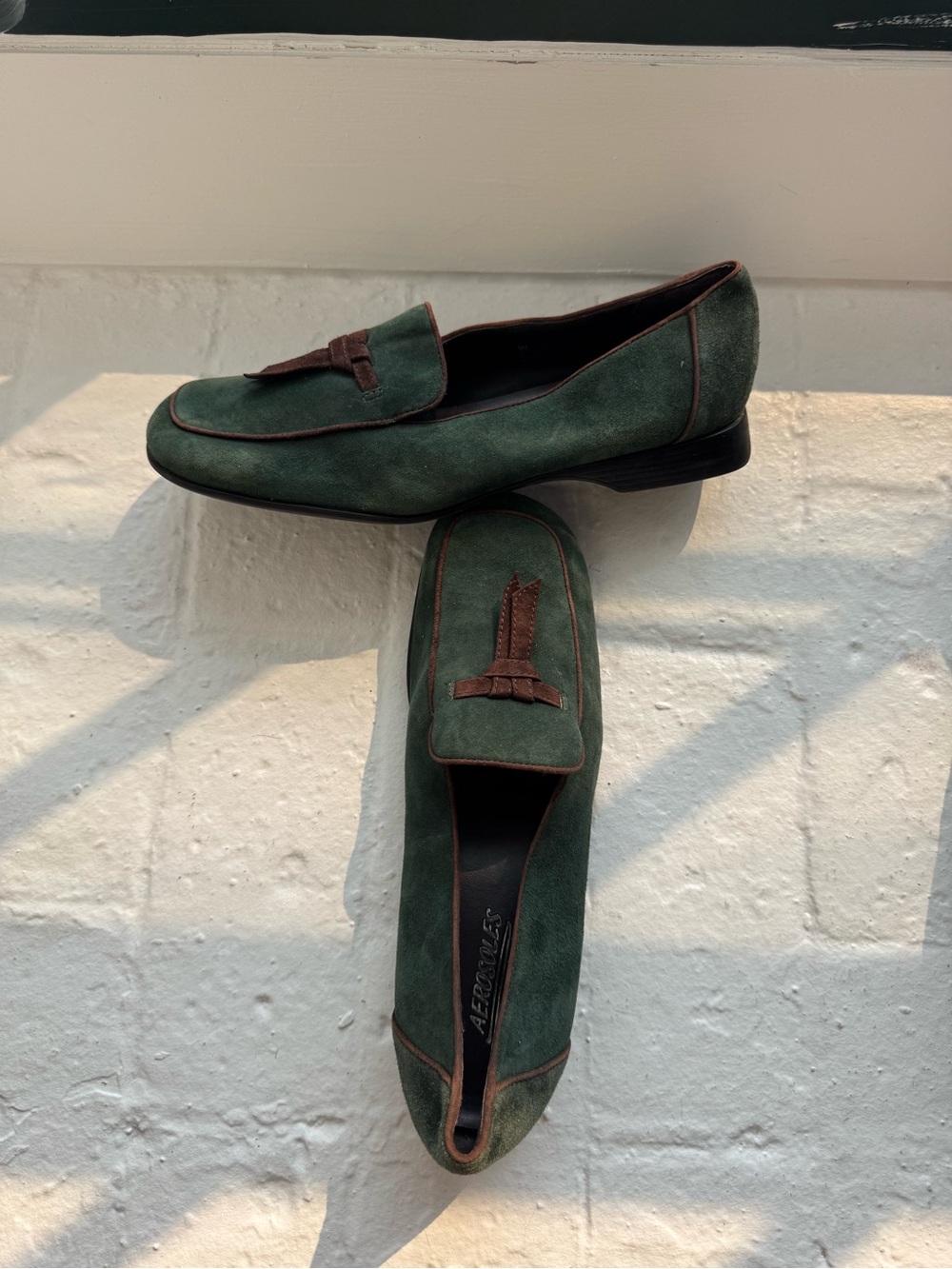 Vintage 90s Aerosoles green suede loafers